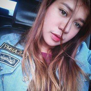 Meet your Posher, Queenee